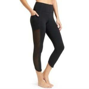 Athleta Chatarunga to Town Mesh Capri EUC XXS